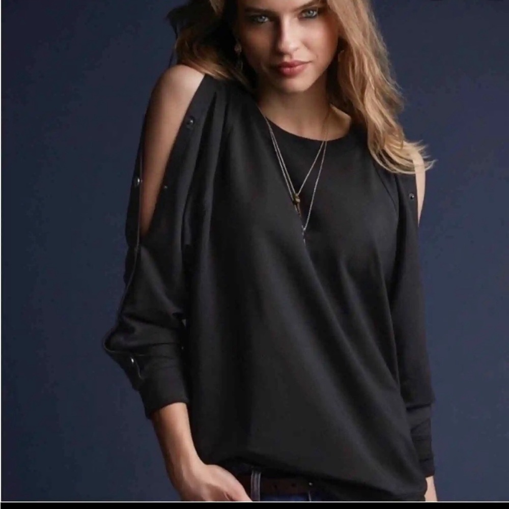Snap Sleeve Sweatshirt